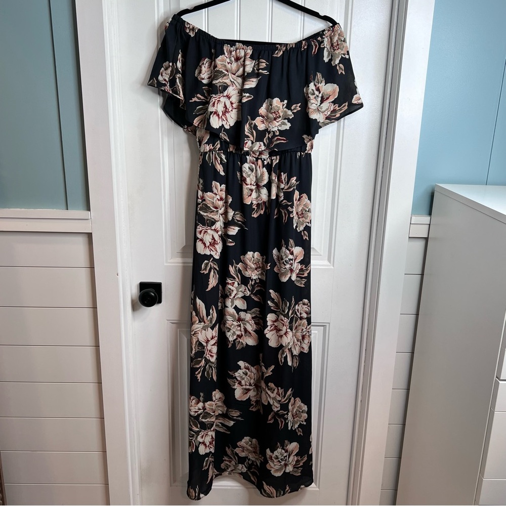 Moa Moa Navy Cream Burgundy Light Pink Floral Print Maxi Dress. Size Medium.
